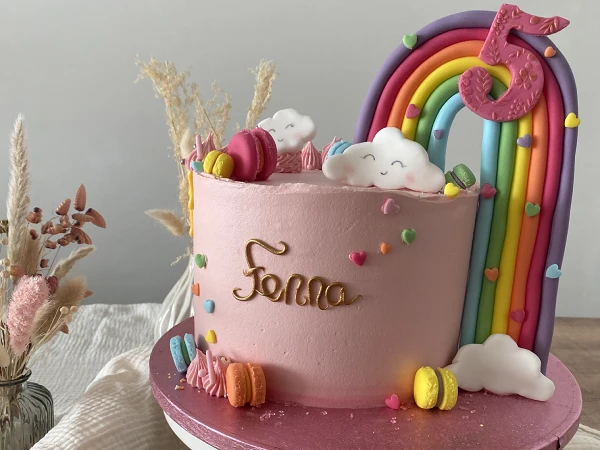 Een themataart van Kjenta Patisserie en chocolaterie.